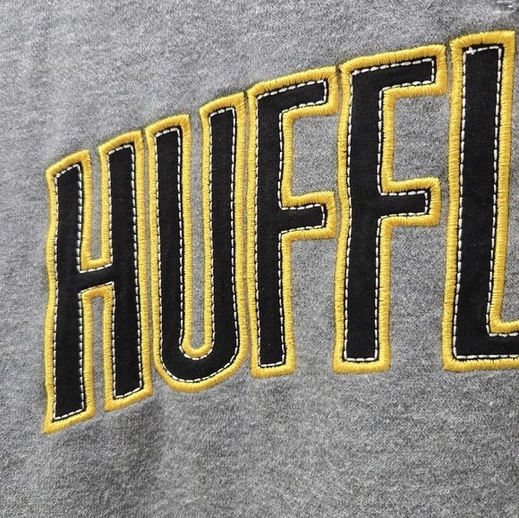 WIZARDING WORLD HARRY POTTER GREY LONG SLEEVE HUFFLEPUFF SWEATSHIRT UNISEX M - Picture 3 of 13